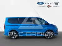 2025 Ford Tourneo