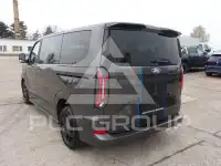 2025 Ford Tourneo