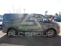 2025 Ford Tourneo