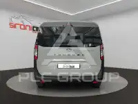 2025 Ford Tourneo