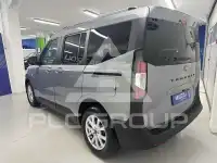 2025 Ford Tourneo