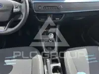 2025 Ford Tourneo