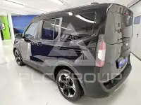 2025 Ford Tourneo