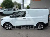 2025 Ford Tourneo