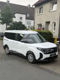 2025 Ford Tourneo
