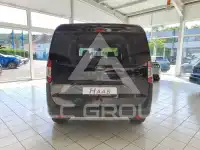 2025 Ford Tourneo