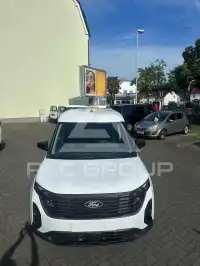 2025 Ford Tourneo