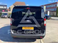 2025 Ford Tourneo