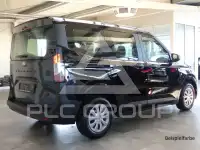 2025 Ford Tourneo
