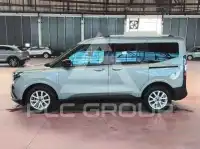 2025 Ford Tourneo