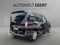 2025 Ford Tourneo