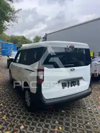 2025 Ford Tourneo