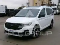 2025 Ford Tourneo