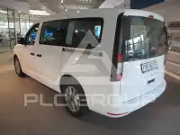 2025 Ford Tourneo