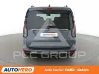 2025 Ford Tourneo