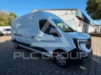 2025 Renault Master