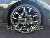 2026 BMW 320