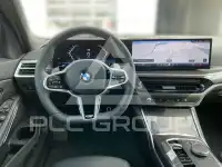 2026 BMW 320