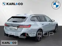 2026 BMW 550
