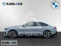 2026 BMW 550