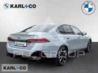 2026 BMW 550