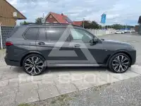 2026 BMW X7