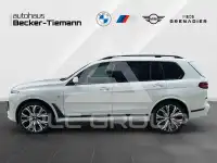 2026 BMW X7
