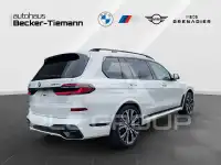 2026 BMW X7