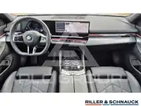 2026 BMW 520