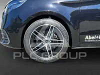 2026 Mercedes Benz V 220