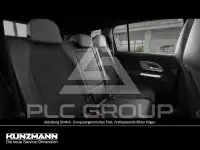 2026 Mercedes Benz GLB 220
