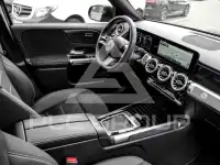2026 Mercedes Benz GLB 220