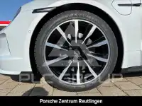 2026 Porsche Taycan
