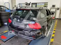 2009 BMW 320