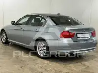 2010 BMW 318