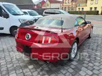 2012 Ford MUSTANG