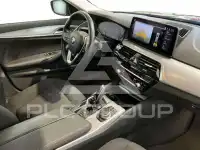 2021 BMW 520