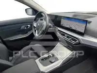 2023 BMW 320