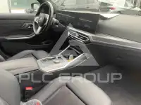 2023 BMW 320