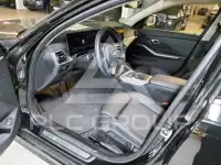 2023 BMW 318