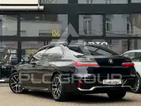 2025 BMW 740