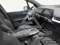 2025 BMW 218