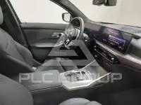 2025 BMW 320