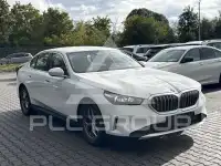 2025 BMW 520